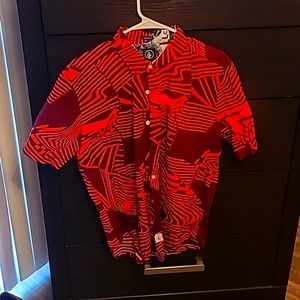 Volcom classic fit button up short